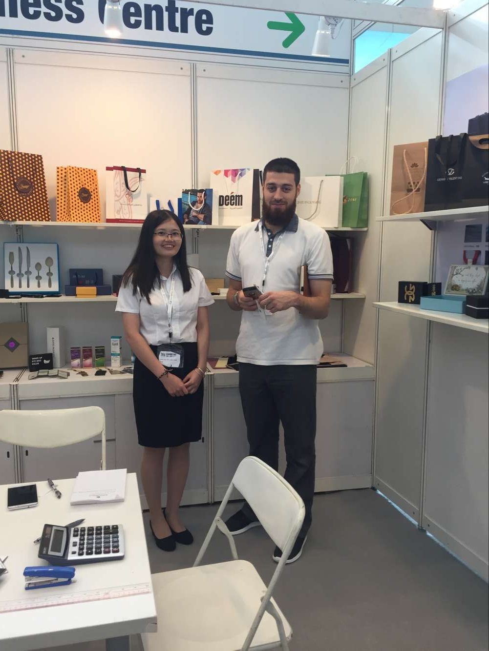 首飾精裝盒廠-廣州駿業(yè)包裝實(shí)業(yè)有限公司 首飾精裝盒廠