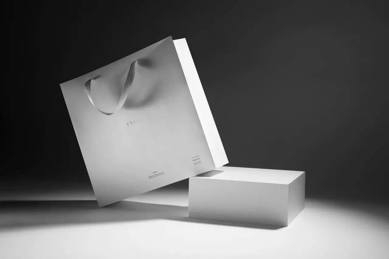 白色化妝品包裝盒定制-廣州駿業(yè)包裝實業(yè)有限公司 白色化妝品包裝盒定制