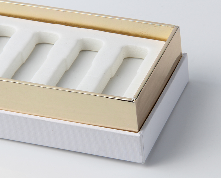 廣州駿業(yè)包裝項鏈盒子廠家精選吸塑 廣州駿業(yè)包裝項鏈盒子廠家精選吸塑