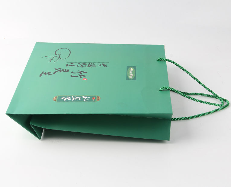 環(huán)保紙袋訂做是駿業(yè)包裝的專業(yè) 環(huán)保紙袋訂做是駿業(yè)包裝的專業(yè)