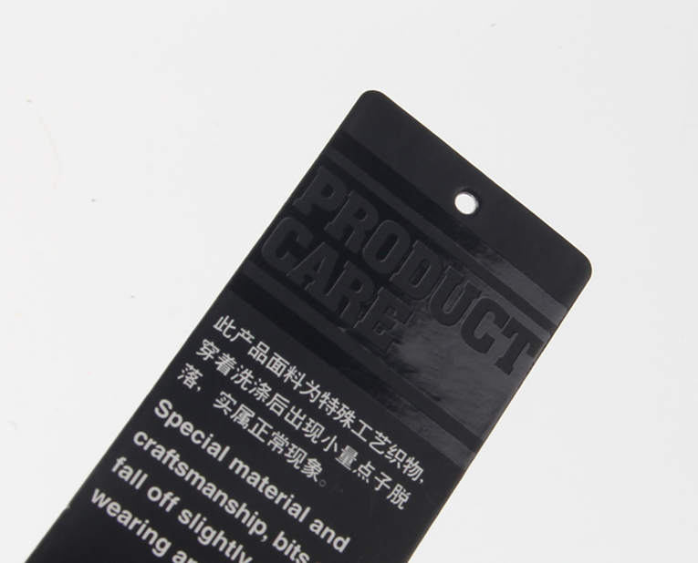 鞋子吊牌也能借助"逃跑"機(jī)器人熱度？