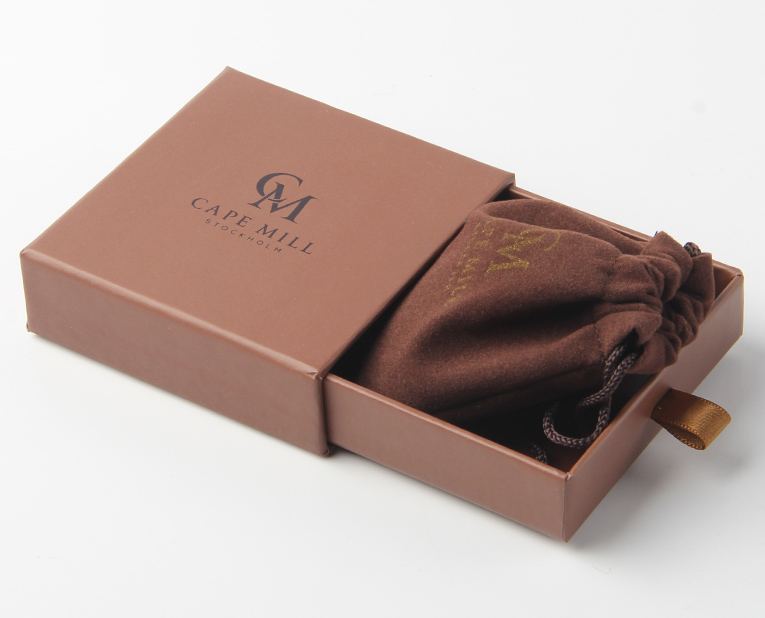 珠寶禮品盒工廠是這樣“玩”油墨溶劑滲透的 珠寶禮品盒工廠是這樣“玩”油墨溶劑滲透的