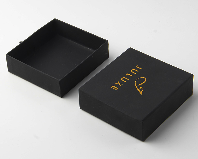 精裝紙盒的生產(chǎn)流程駿業(yè)包裝是怎么規(guī)定的！