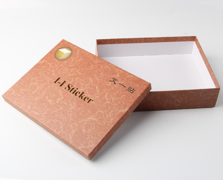 戒指禮盒定做告訴你燙金發(fā)花的原因 戒指禮盒定做告訴你燙金發(fā)花的原因