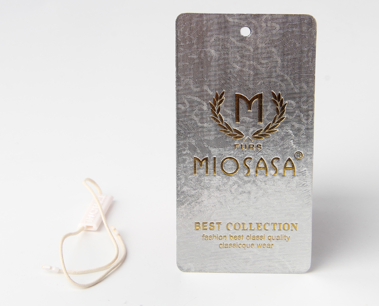 內(nèi)衣吊牌定做過(guò)程中，燙印不清晰不整齊的緣由