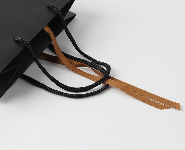 emmm，走入別工廠系列之“保健品紙袋工廠的燙金之謎”