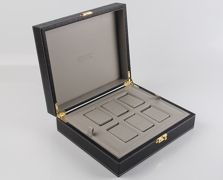 急死保健品盒子廠的老師傅，紙張原材料導致色差問題。