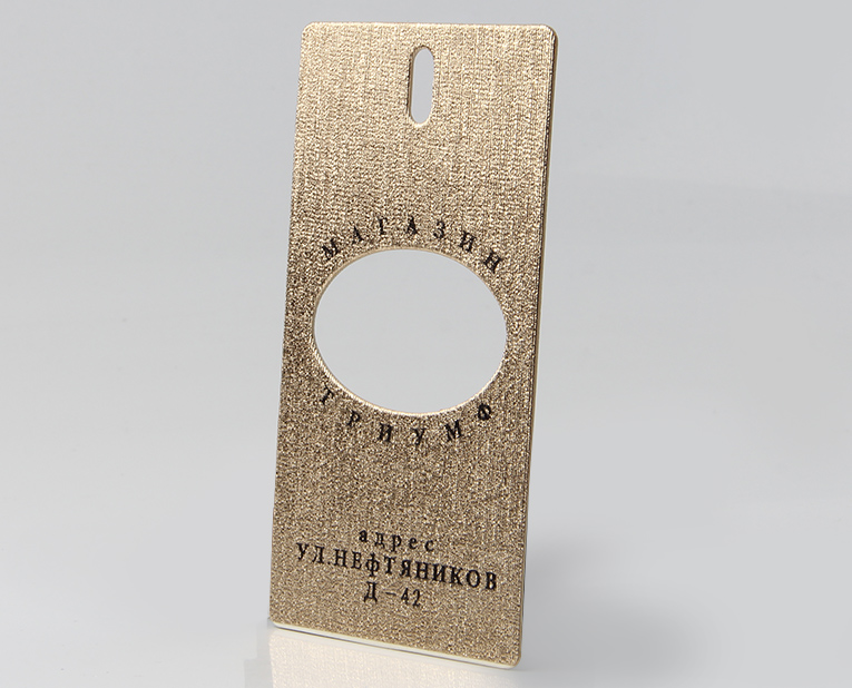 t恤吊牌的制造商學(xué)徒無(wú)意間披露了一個(gè)潤(rùn)版液的秘密 t恤吊牌的制造商學(xué)徒無(wú)意間披露了一個(gè)潤(rùn)版液的秘密