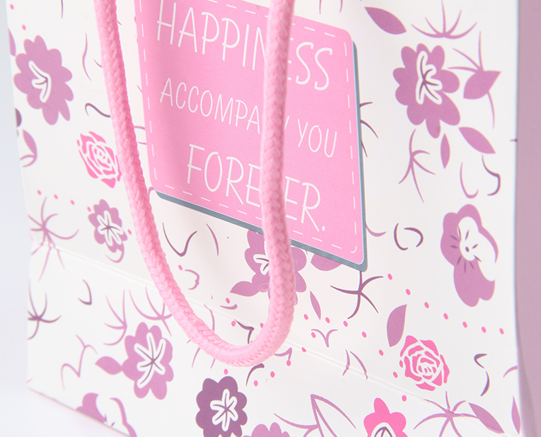 專業(yè)的高檔和雜亂的高檔決定紙袋訂做的成本，別問為什么