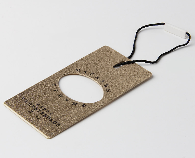 負責褲子吊牌定做的老師傅，1出生動的物理課解決金墨暗淡