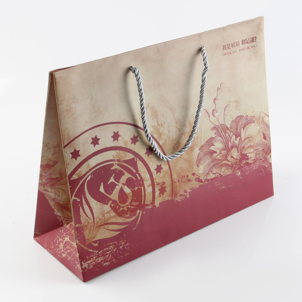 皮具紙袋工廠尊重客人，但我們更尊重我們的一線工人們