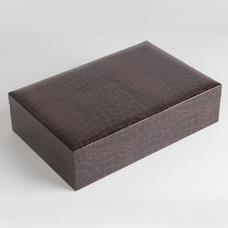 實(shí)地考察你以為是看啥？想不被坑，得看手表精裝盒生產(chǎn)廠家門(mén)道