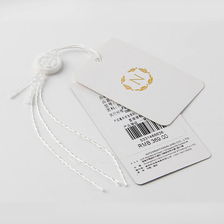 多個襯衫紙牌工廠不知如何挑選？只要做這1個動作就行了