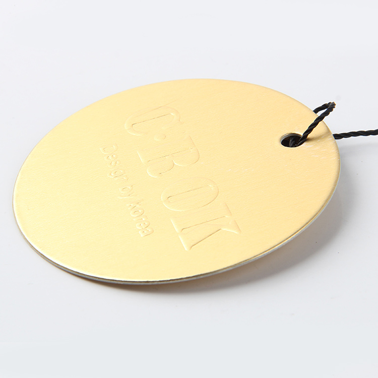 沒辦法做整體主題一致香水吊牌和吊繩的話不妨試試這2招 沒辦法做整體主題一致香水吊牌和吊繩的話不妨試試這2招