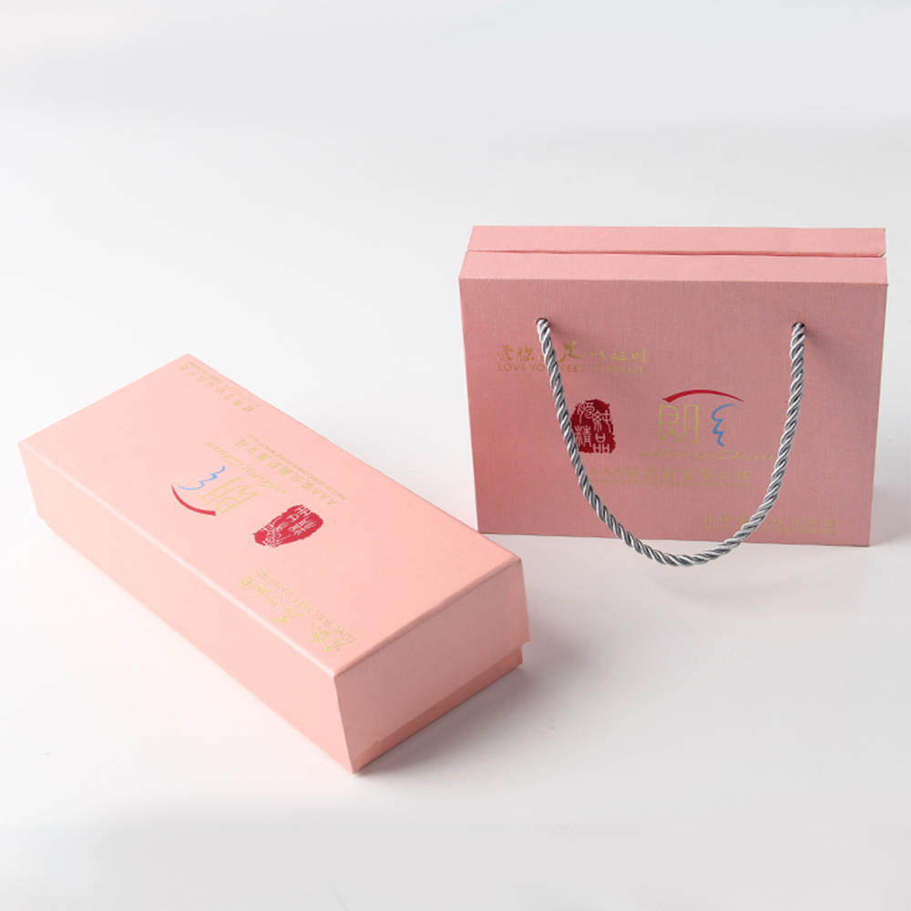 來(lái)看看香水盒生產(chǎn)廠家怎么把軟盒玩出新花樣 來(lái)看看香水盒生產(chǎn)廠家怎么把軟盒玩出新花樣