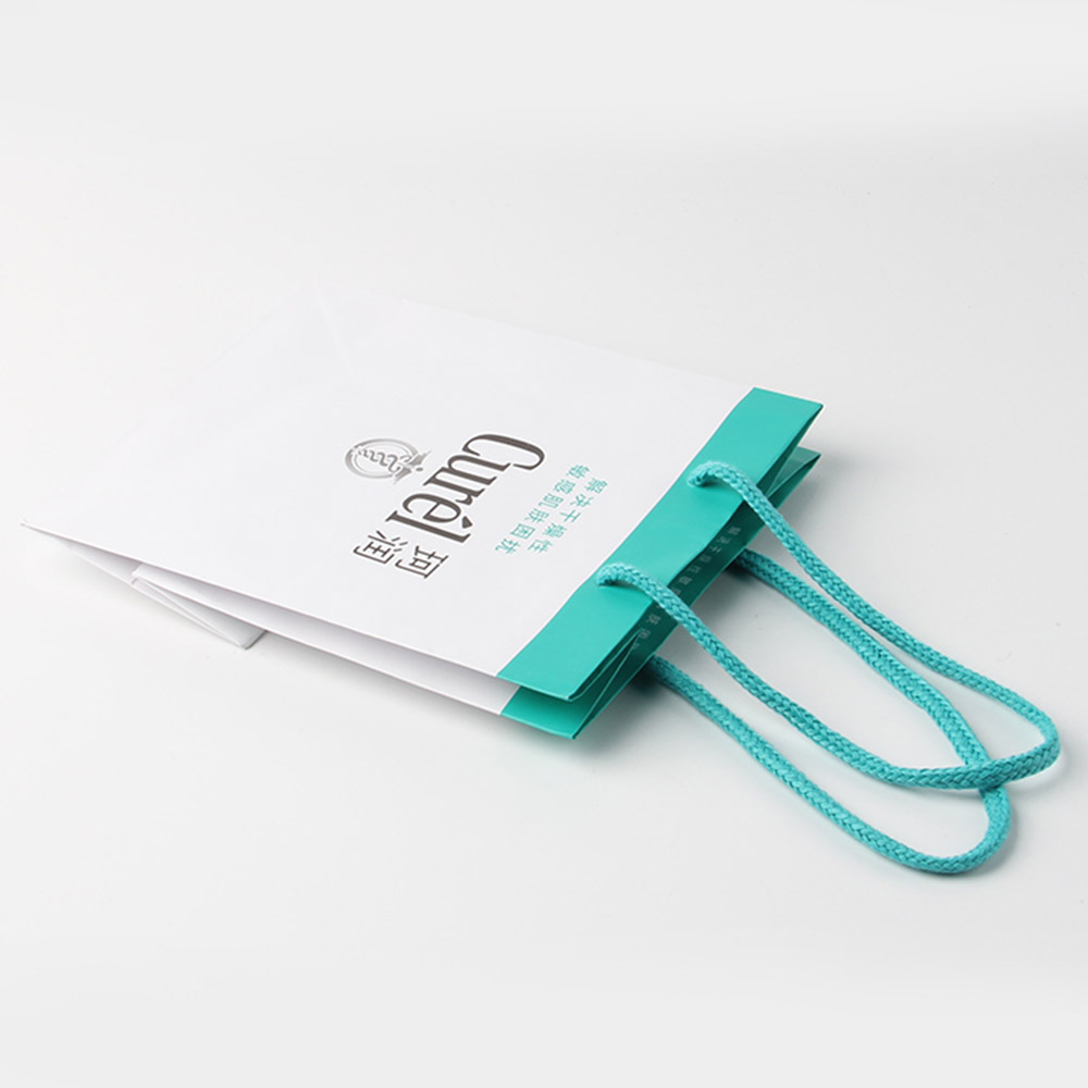 不同顏色燙印和普通印刷在手機(jī)紙袋上會(huì)又怎樣的訂做效果 不同顏色燙印和普通印刷在手機(jī)紙袋上會(huì)又怎樣的訂做效果