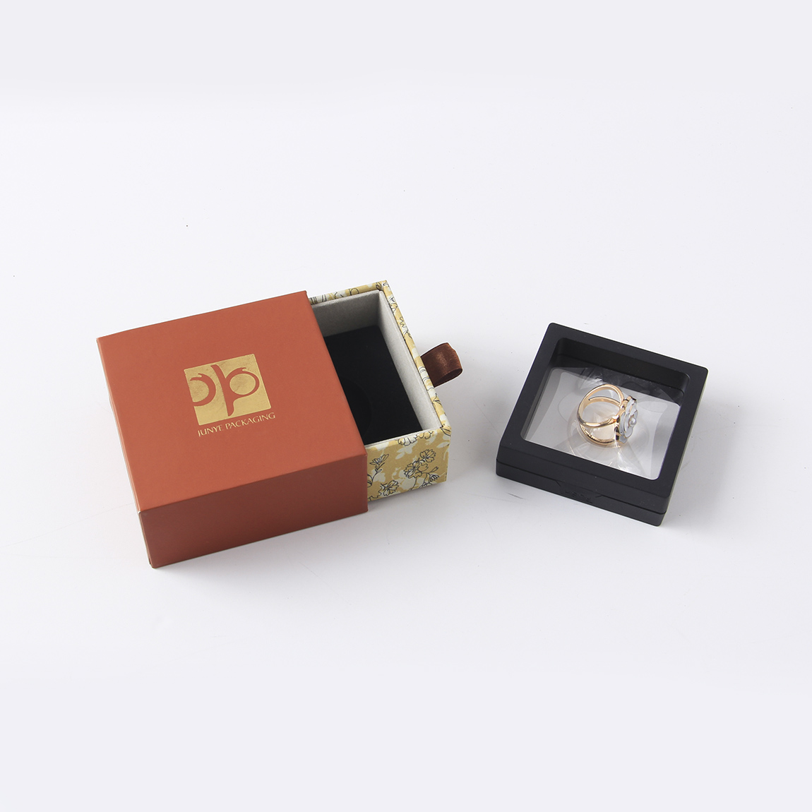 珠寶包裝盒內(nèi)托的價值與作用 珠寶包裝盒內(nèi)托的價值與作用